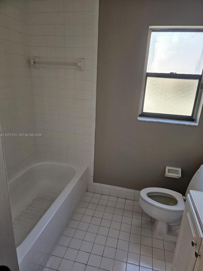 3520 NW 95th Ter , Unit 1U, Sunrise, FL 33351 Photo