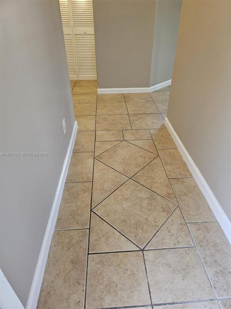 3520 NW 95th Ter , Unit 1U, Sunrise, FL 33351 Photo