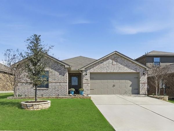 168 Bovine Drive, Newark, TX 76071