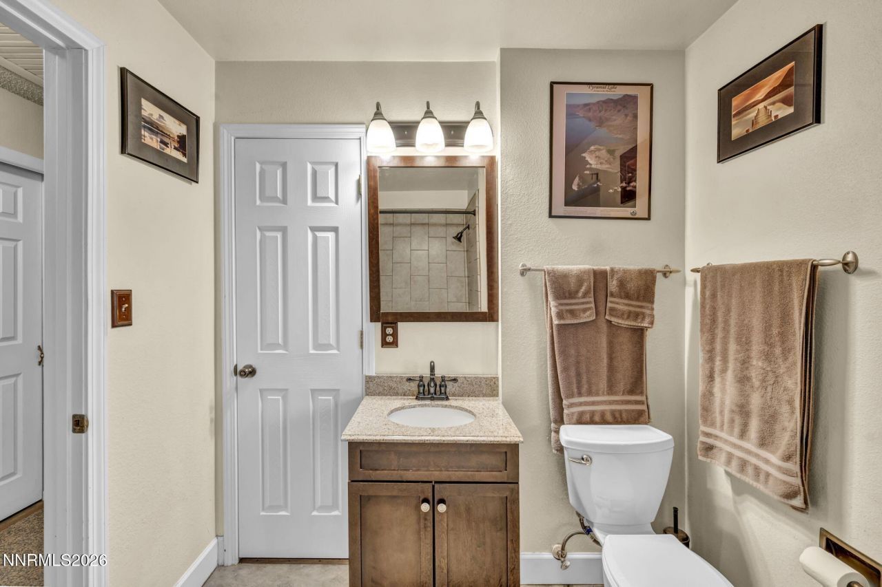 8825 Artesian Way, Reno, NV 89506 Photo