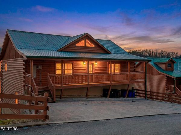 3310 Smoky Ridge Way, Sevierville, TN 37862