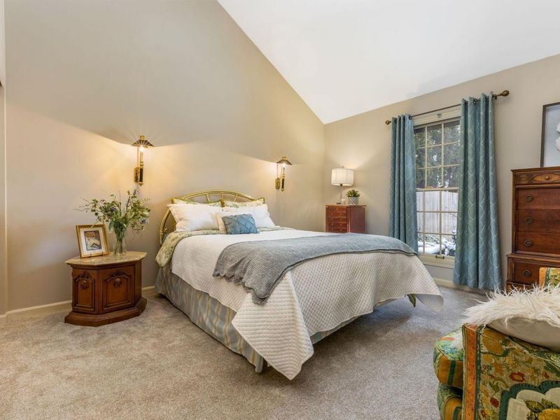 2158 Sandston Road, Columbus, OH 43220 Photo 20