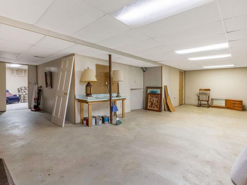 2158 Sandston Road, Columbus, OH 43220 Photo 36