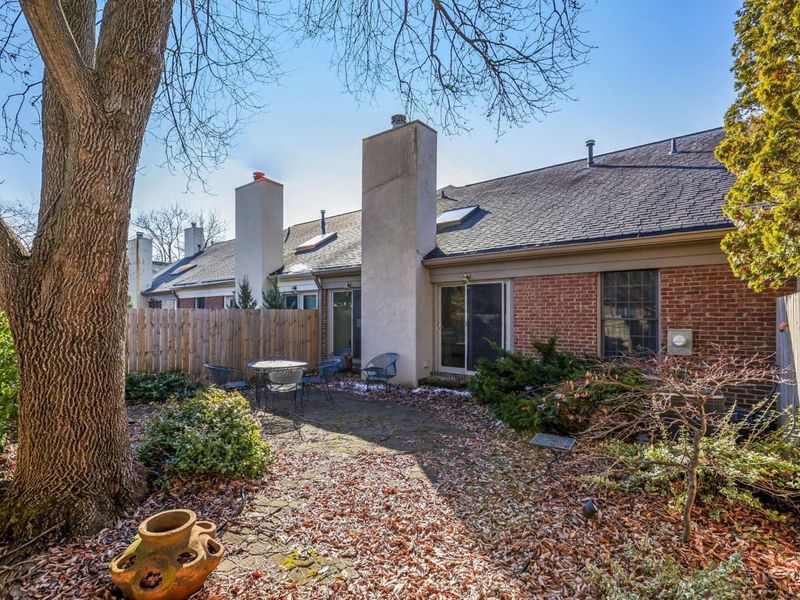 2158 Sandston Road, Columbus, OH 43220 Photo 38