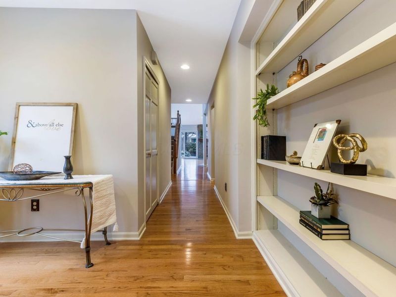 2158 Sandston Road, Columbus, OH 43220 Photo 6