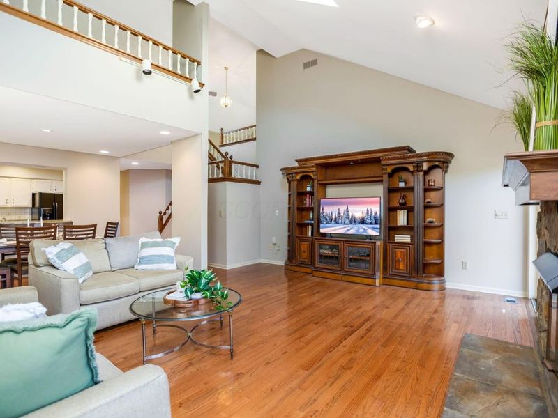 2158 Sandston Road, Columbus, OH 43220 Photo 8