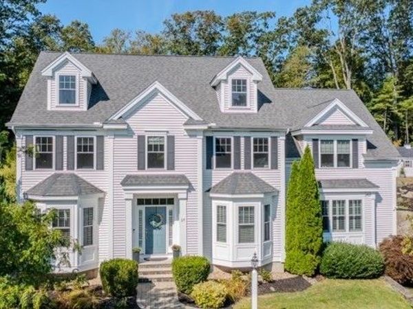 17 Lavoie Ln, Middleton, MA 01949