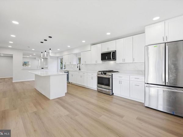 5 S SYRACUSE DRIVE, CHERRY HILL, NJ 08034