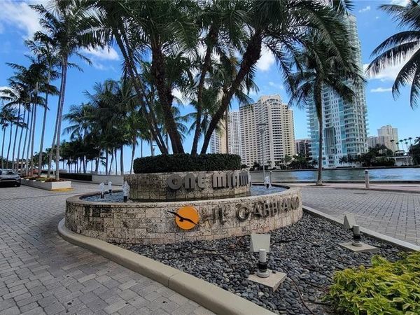 325 S Biscayne Boulevard, Unit 3224, Miami, FL 33131