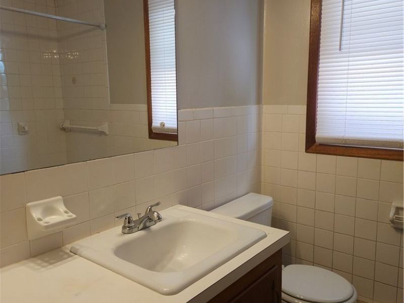 525 S Marion Avenue, Louisville, OH 44641 Photo 16