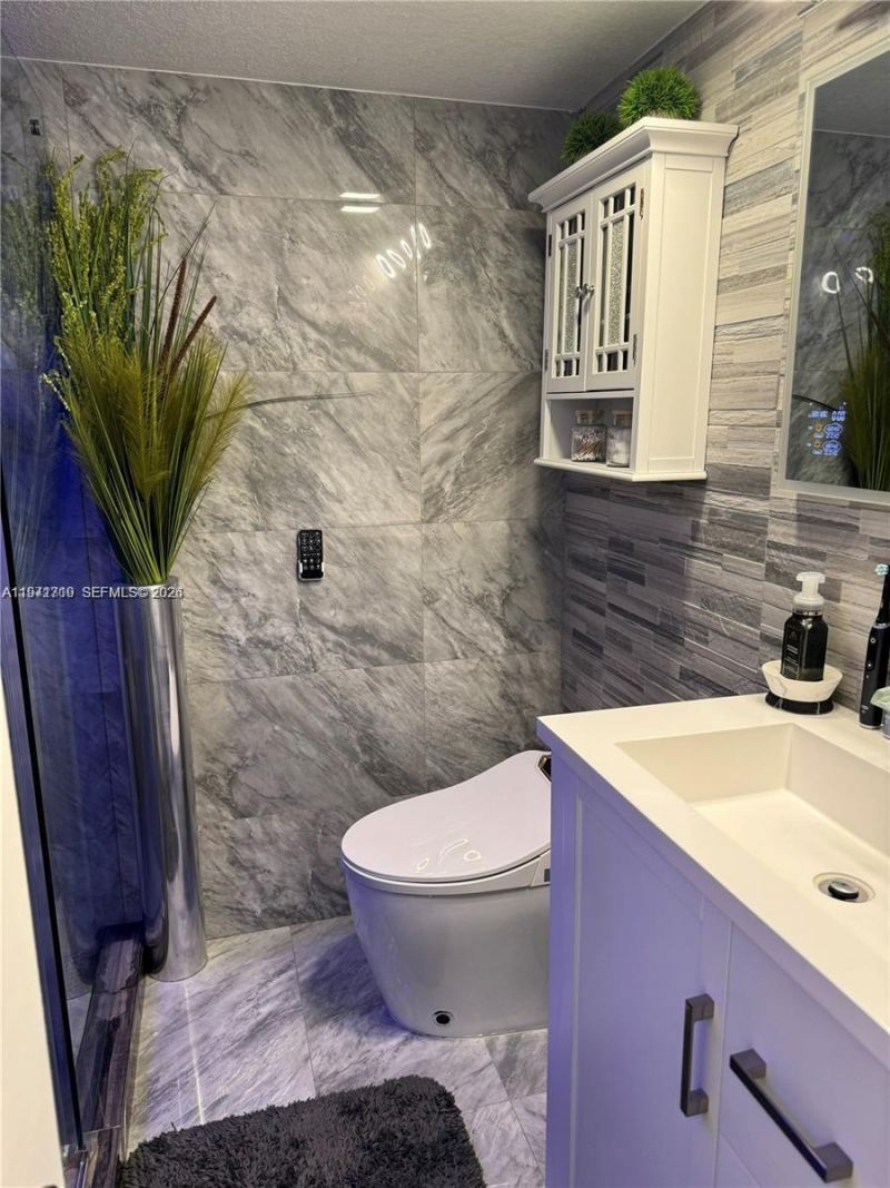 3870 W 8th Ln, Unit 19, Hialeah, FL 33012 Photo