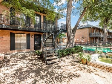 6015 E University Boulevard E, Unit 223G, Dallas, TX 75206