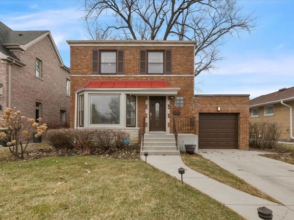 7350 N Tripp Avenue, Lincolnwood, IL 60712