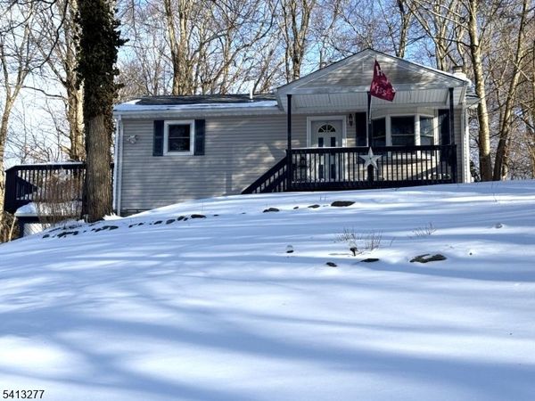 50 Glen Ave, Hardyston, NJ 07460
