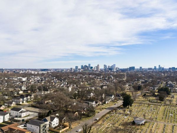 2114 15th Ave N, Nashville, TN 37208