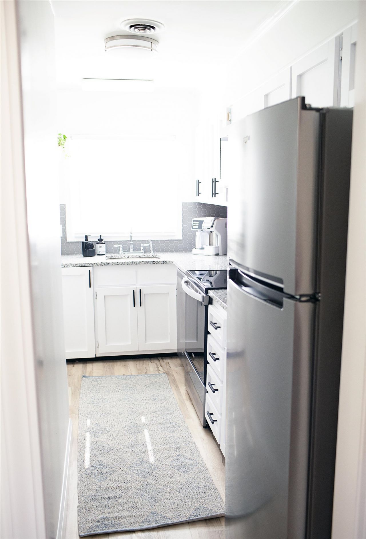 4505 N Kings Hwy.  Photo 5