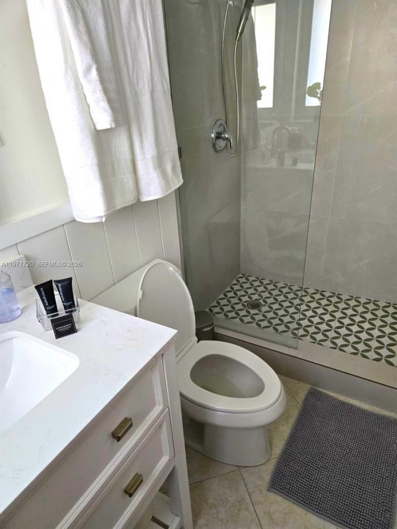 2770 NE 30th St, Lighthouse Point, FL 33064 Photo