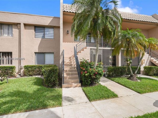 380 Racquet Club Rd , Unit 204, Weston, FL 33326