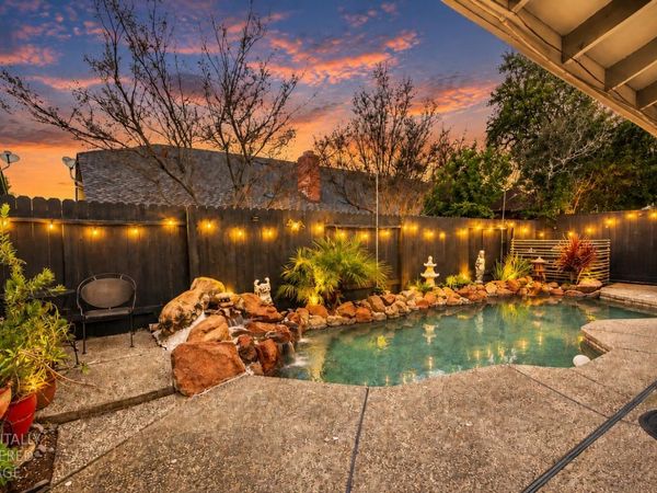 1211 Alder Tree Way, Sacramento, CA 95831