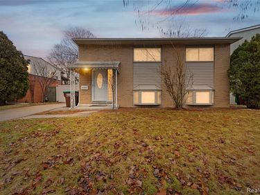 31733 E Ditner Drive, Rockwood, MI 48173