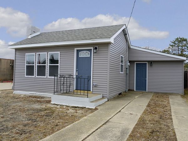 1517 LaSalle Street, Ottawa, IL 61350