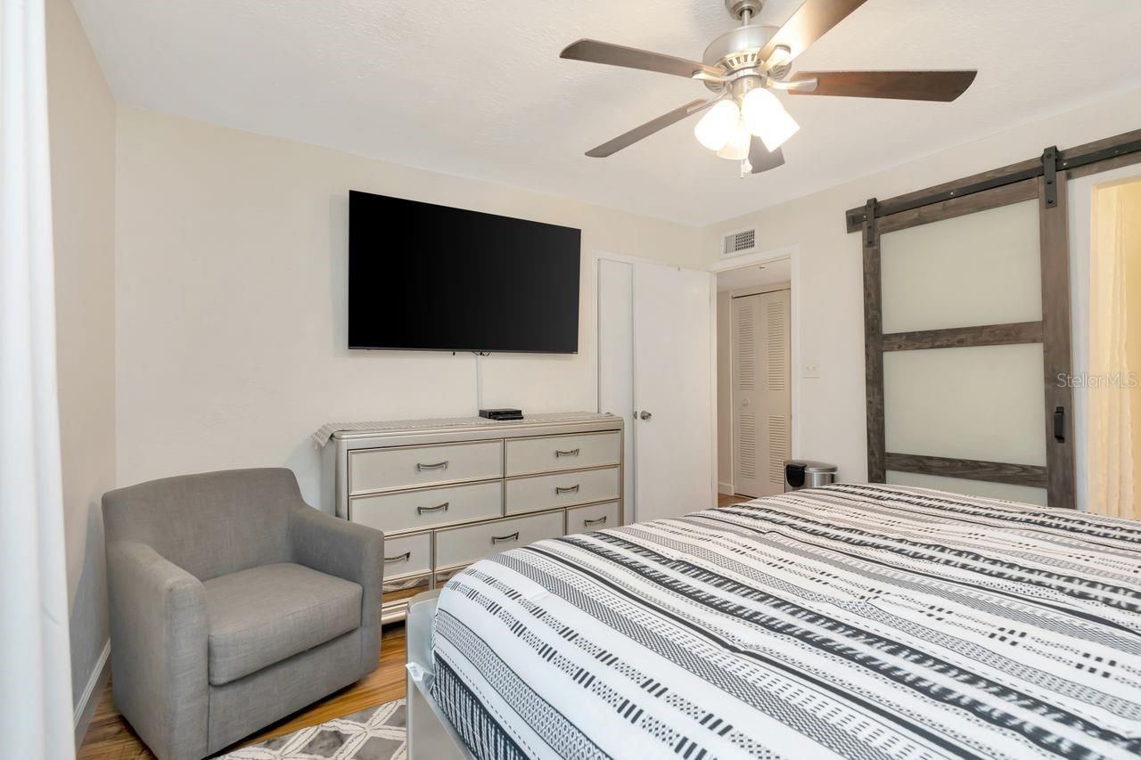 3765 41st Street S, Unit K, Saint Petersburg, FL 33711 Photo