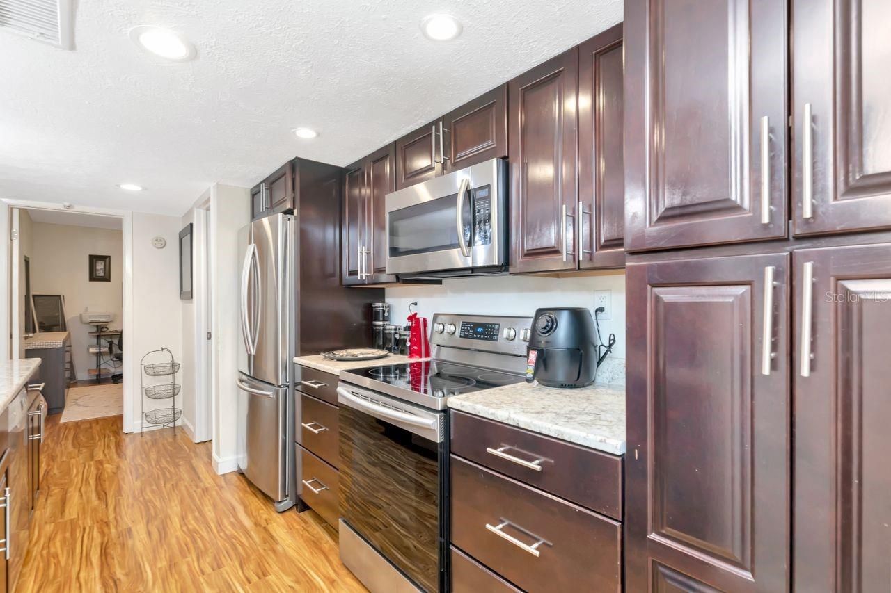 3765 41st Street S, Unit K, Saint Petersburg, FL 33711 Photo