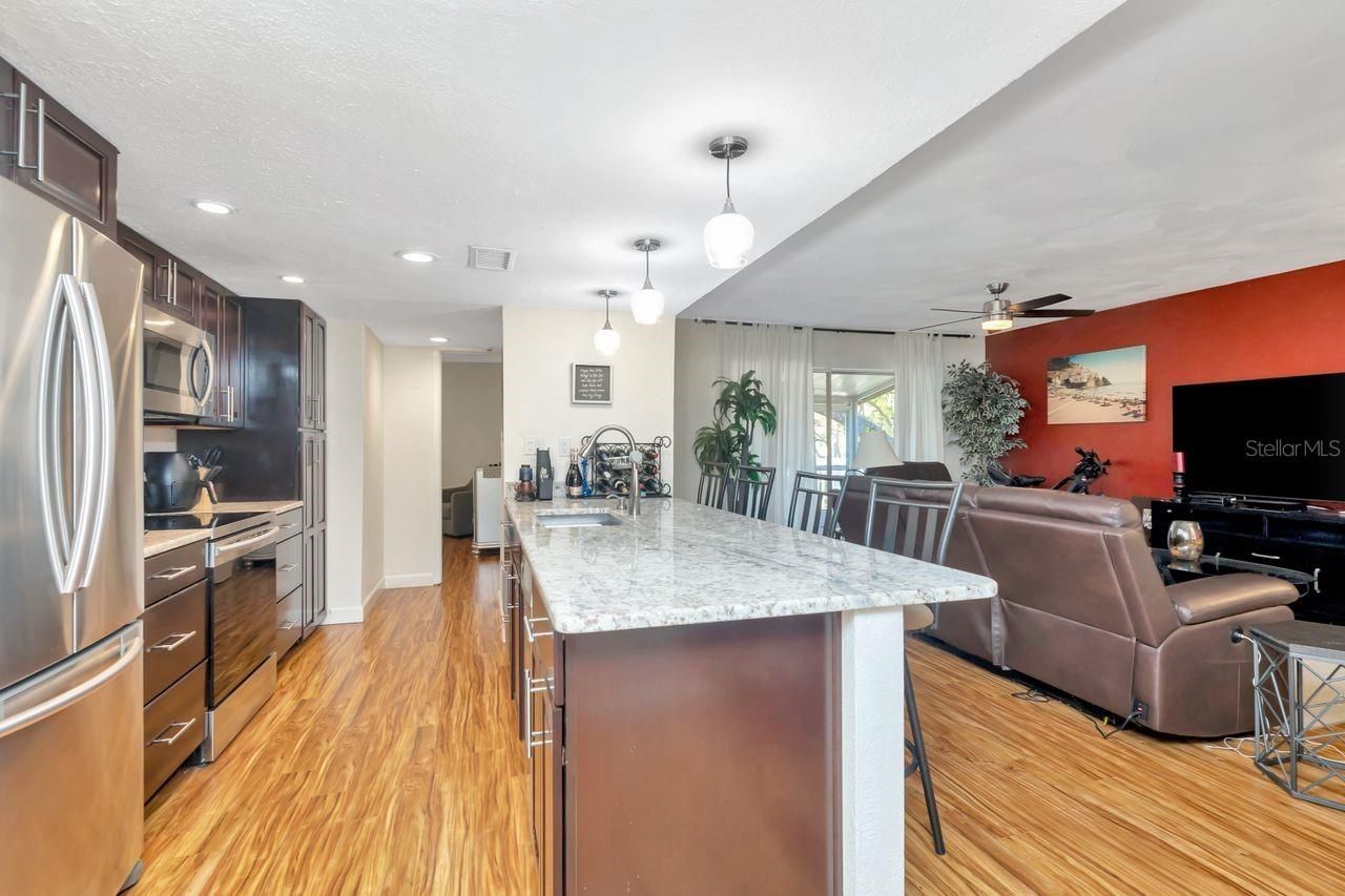 3765 41st Street S, Unit K, Saint Petersburg, FL 33711 Photo