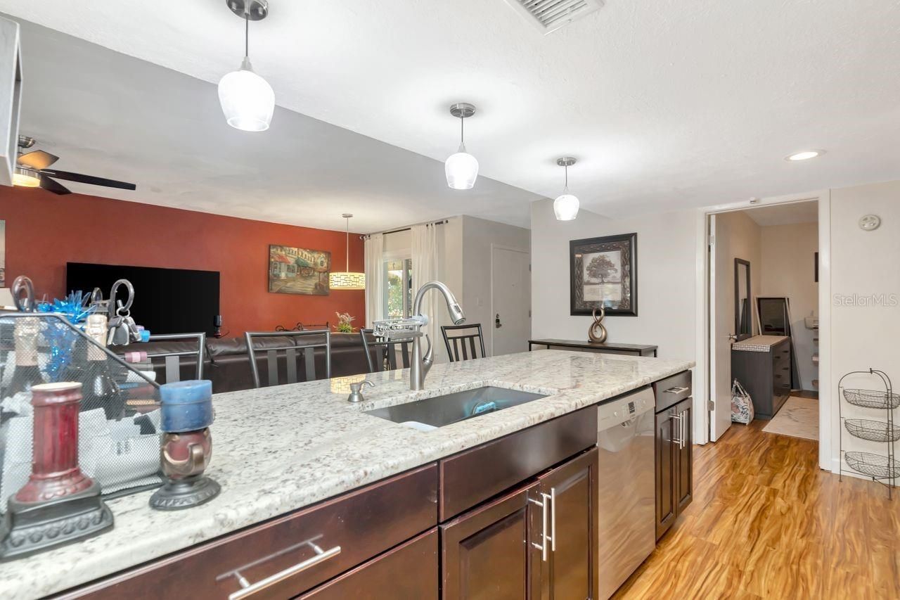 3765 41st Street S, Unit K, Saint Petersburg, FL 33711 Photo