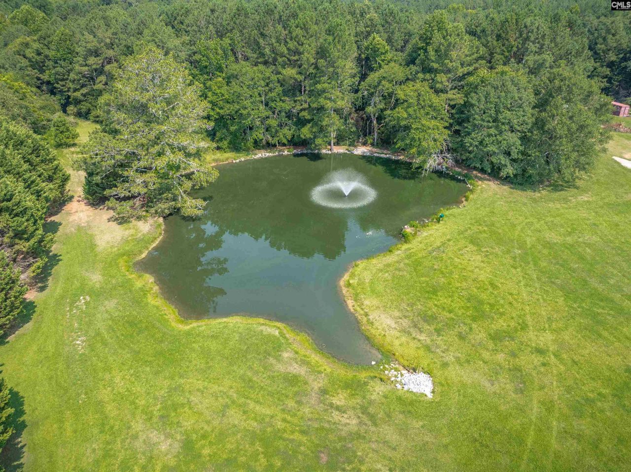 637 Belfast Road Photo 26