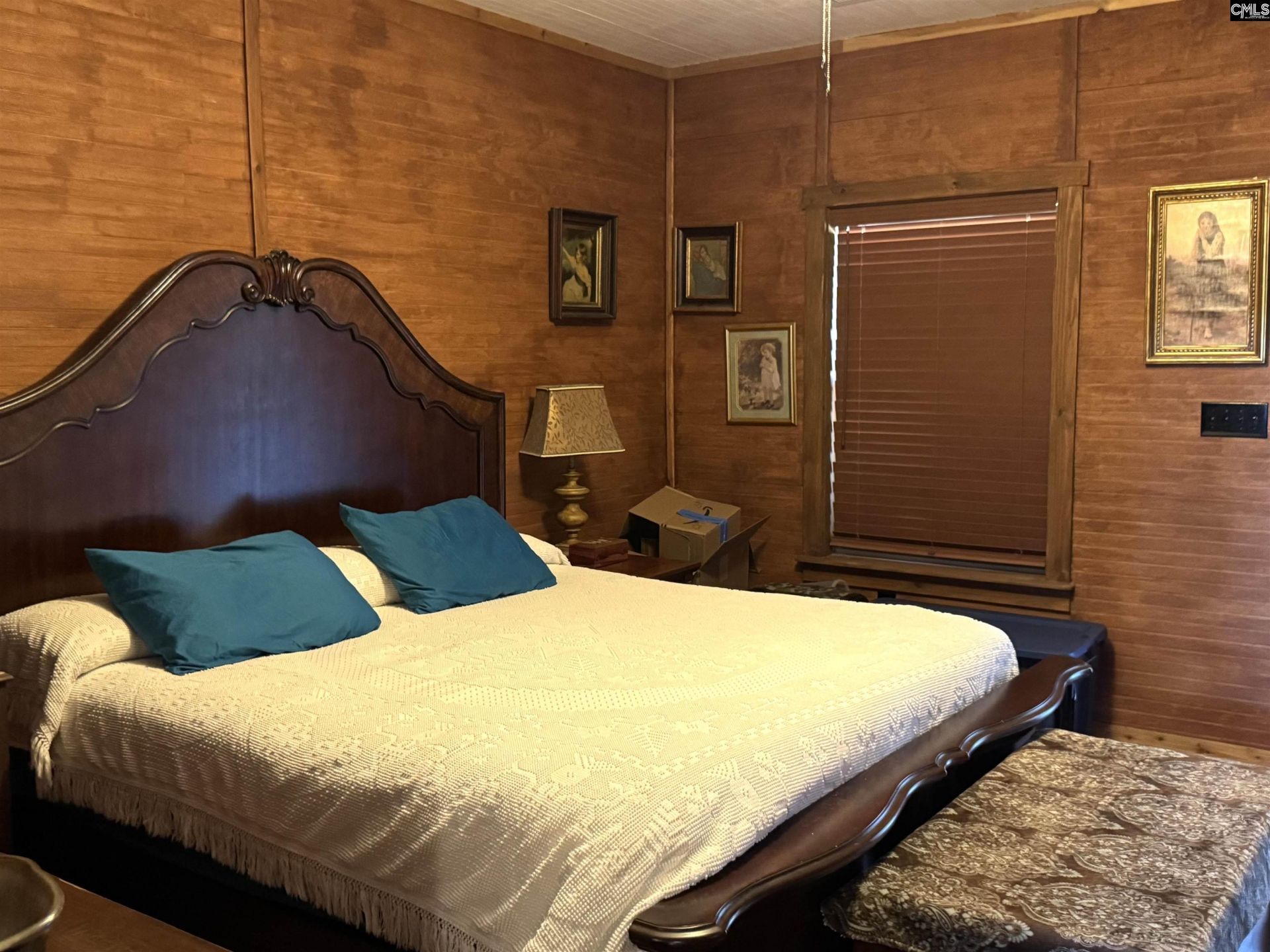 637 Belfast Road Photo 46