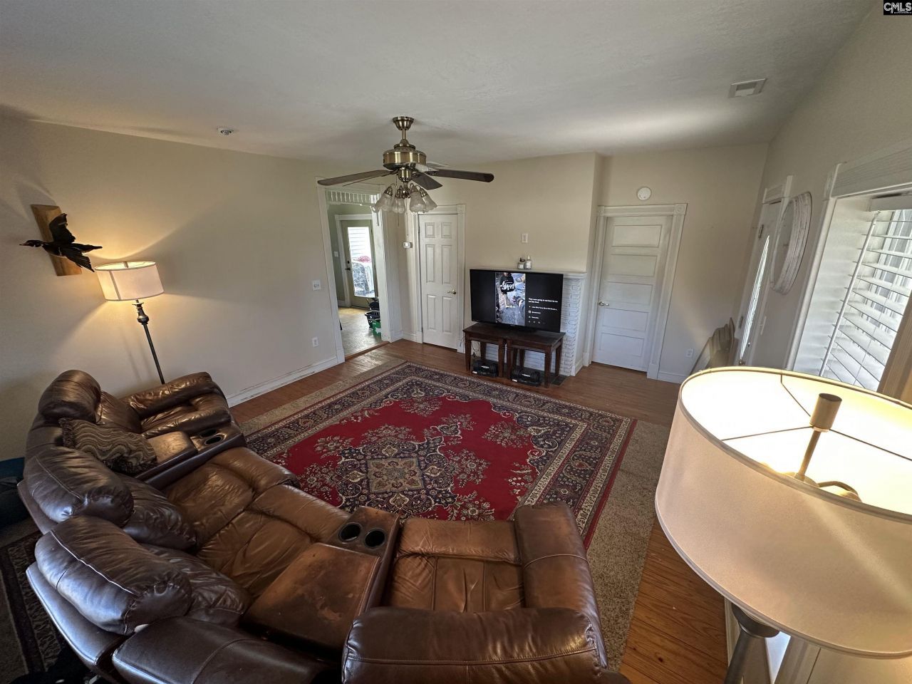 637 Belfast Road  Photo 46