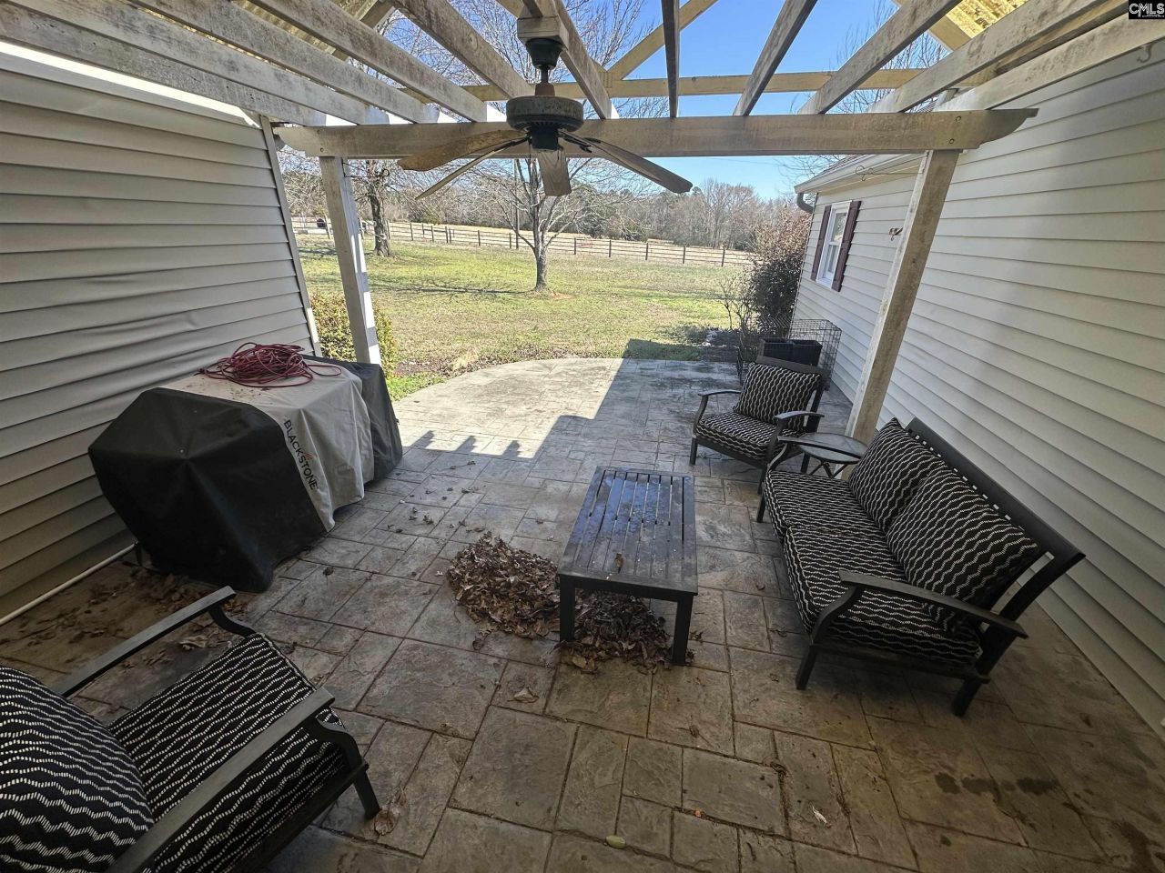 637 Belfast Road Photo 54