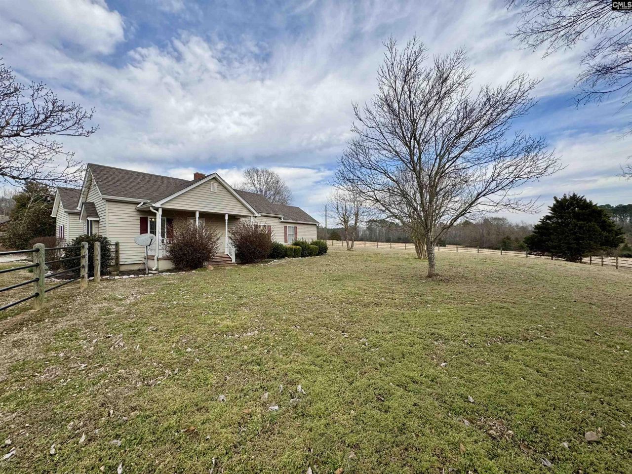 637 Belfast Road  Photo 56