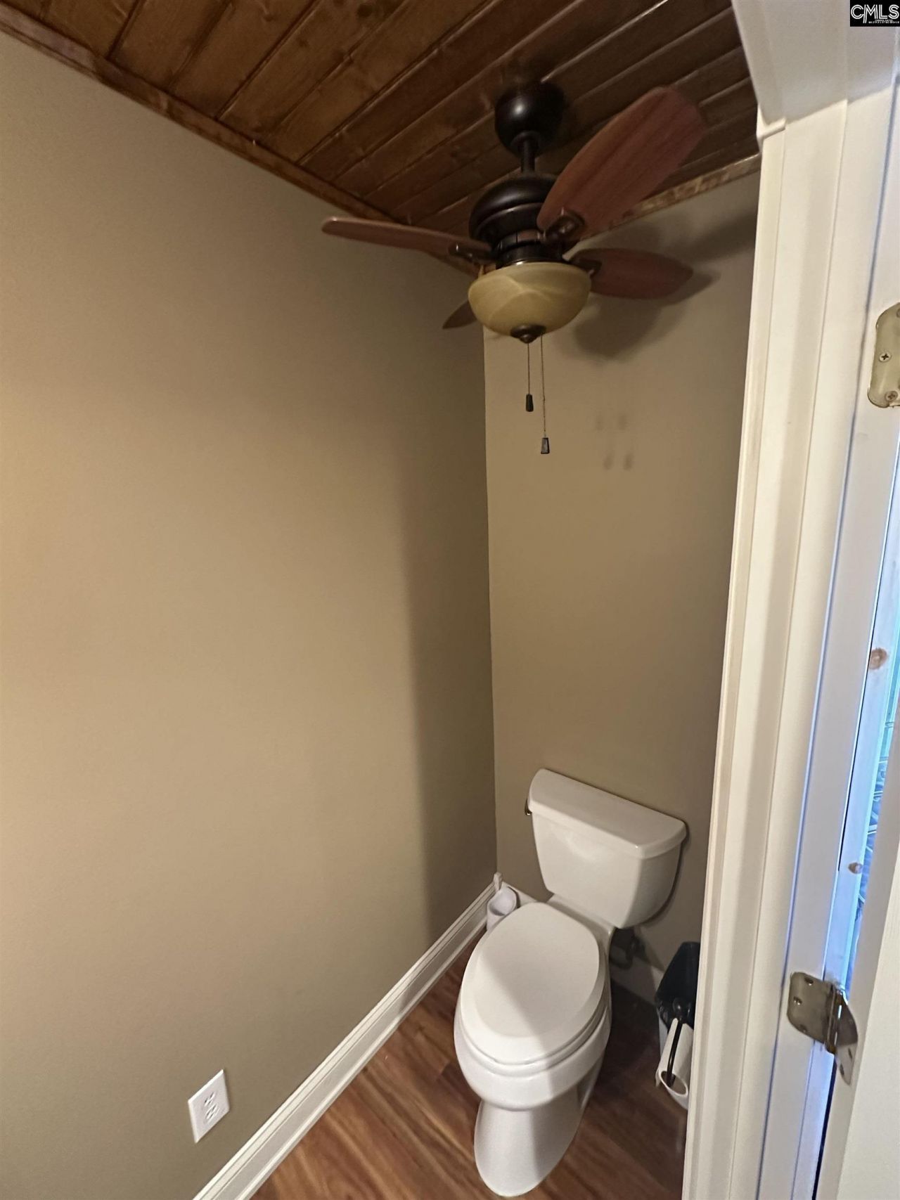 637 Belfast Road Photo 61