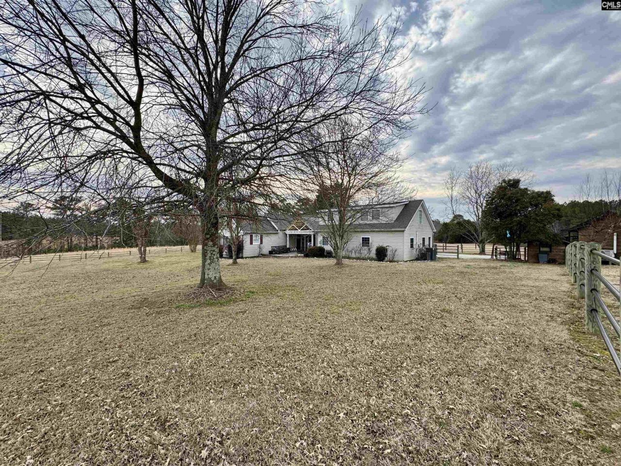 637 Belfast Road Photo 74