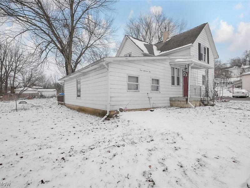 301 Locust Street, Mount Vernon, OH 43050 Photo 3