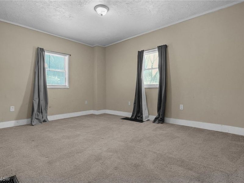 301 Locust Street, Mount Vernon, OH 43050 Photo 9