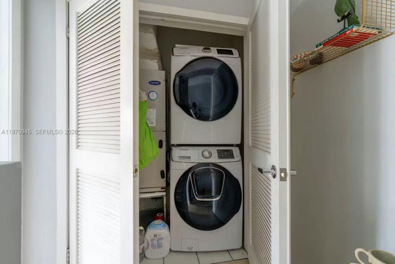 1061 Michigan Ave, Unit 4, Miami Beach, FL 33139 Photo