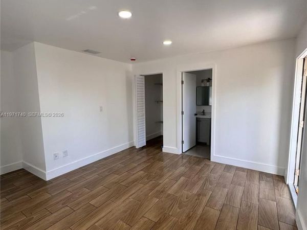 617 NW 3rd Ave, Unit C, Hallandale Beach, FL 33009