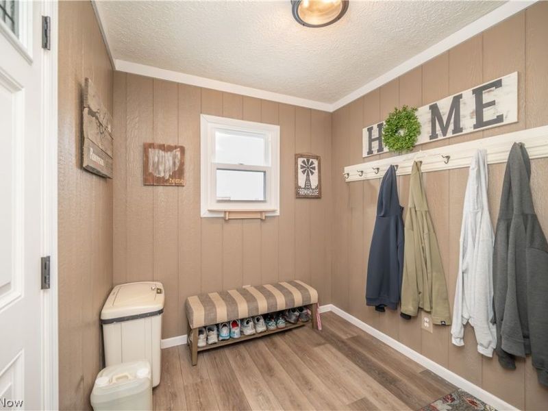 1503 Gypsy Lane, Niles, OH 44446 Photo 24