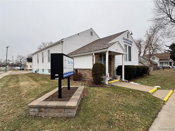 111 West Boulevard , Marine City, MI 48039