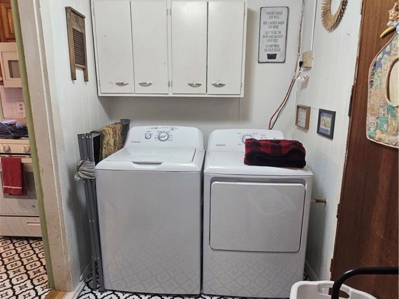 653 E Mcconnel Avenue, McConnelsville, OH 43756 Photo 13