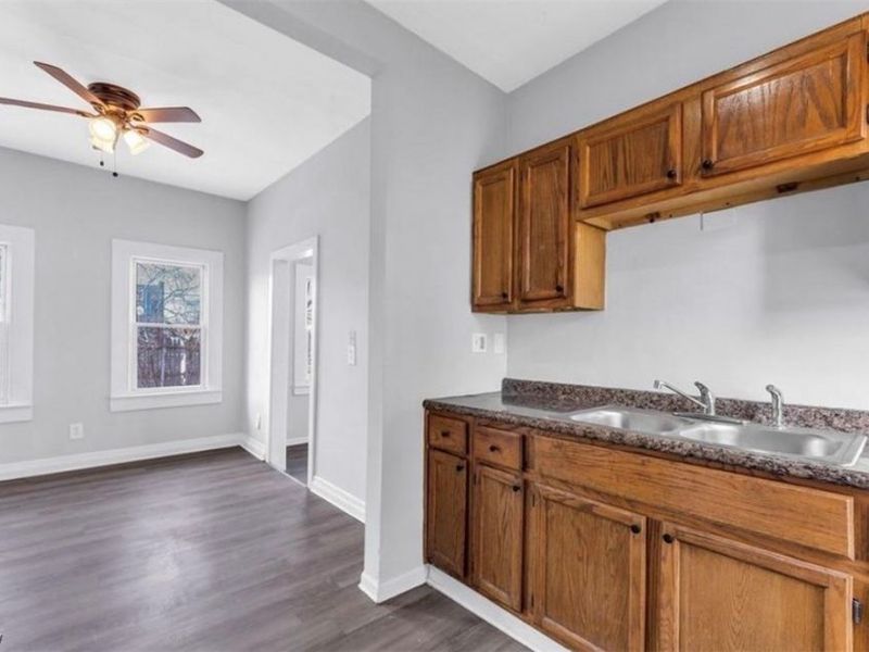 12937 Erwin Avenue, Cleveland, OH 44135 Photo 8