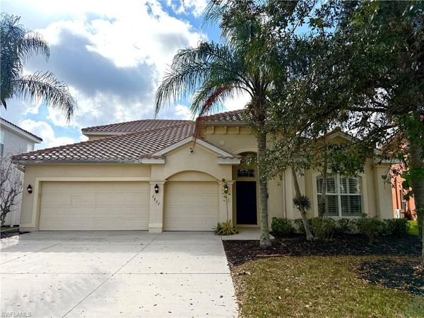 2822 Via Piazza LOOP, FORT MYERS, FL 33905