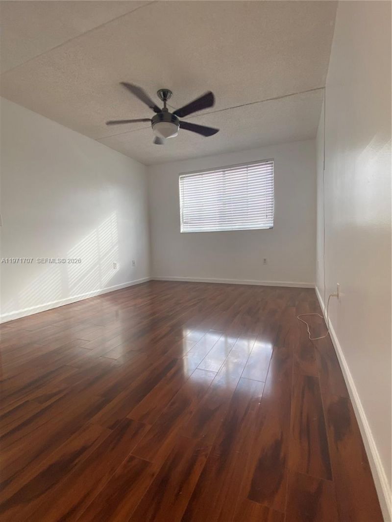 6155 NW 186th St, Unit 308, Hialeah, FL 33015 Photo