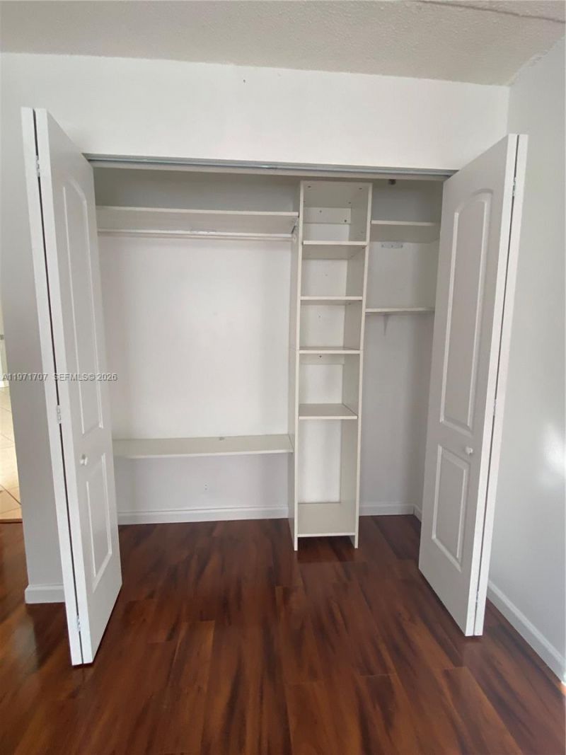6155 NW 186th St, Unit 308, Hialeah, FL 33015 Photo