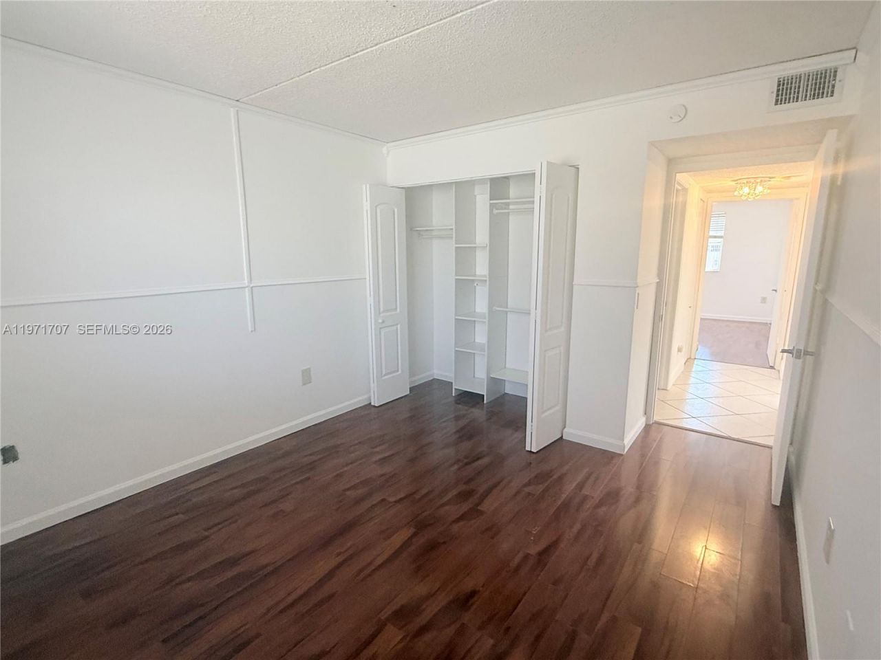 6155 NW 186th St, Unit 308, Hialeah, FL 33015 Photo