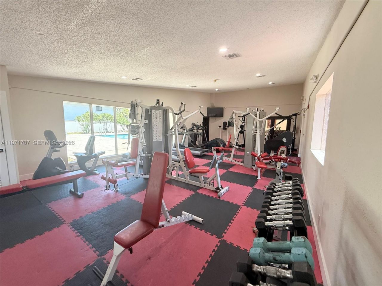 6155 NW 186th St, Unit 308, Hialeah, FL 33015 Photo