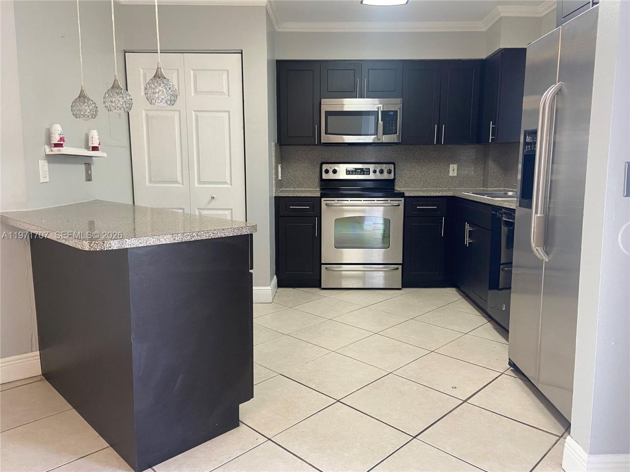 6155 NW 186th St, Unit 308, Hialeah, FL 33015 Photo